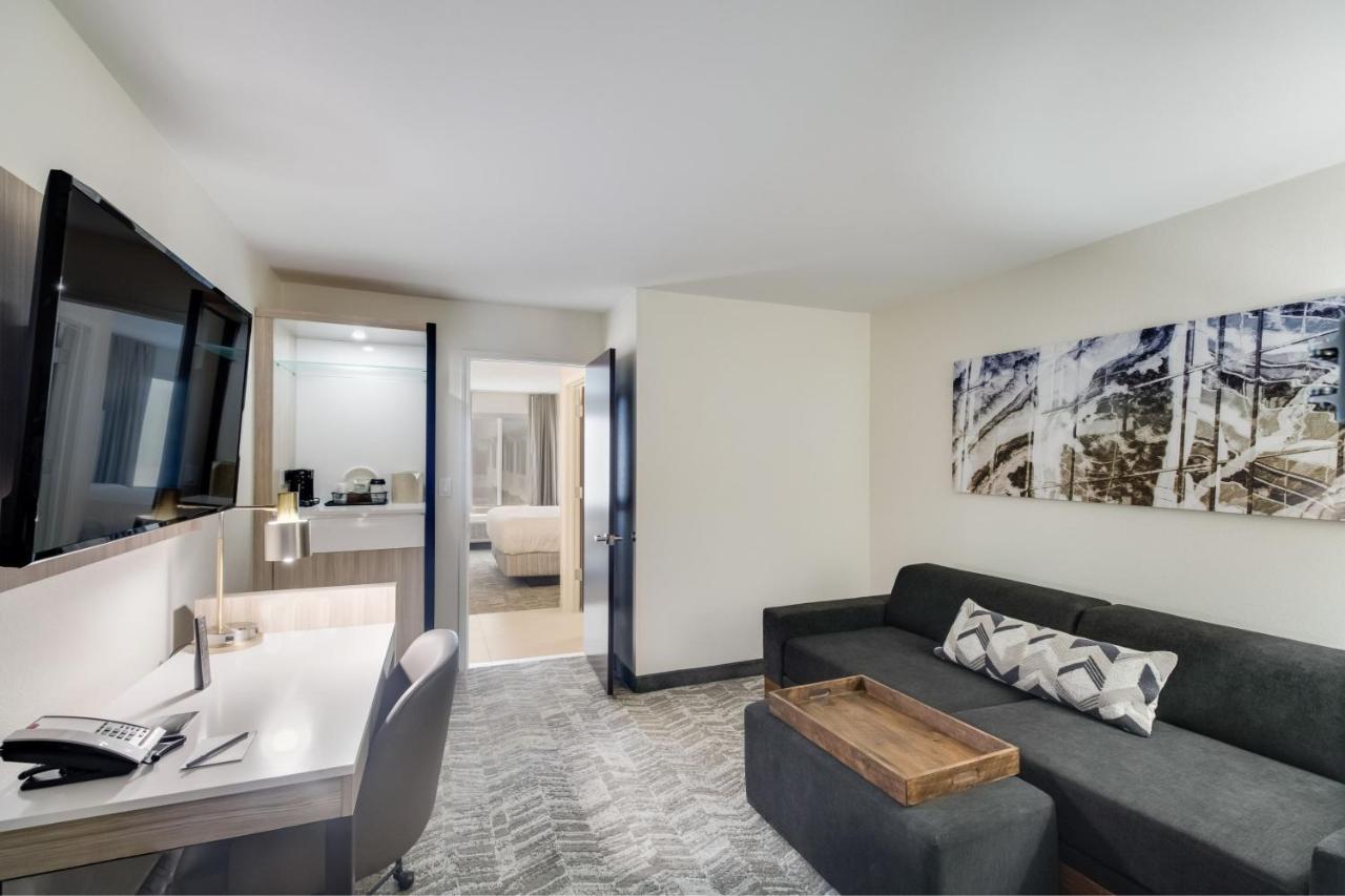 Springhill Suites By Marriott Dallas Nw Highway At Stemmons / I-35East Buitenkant foto